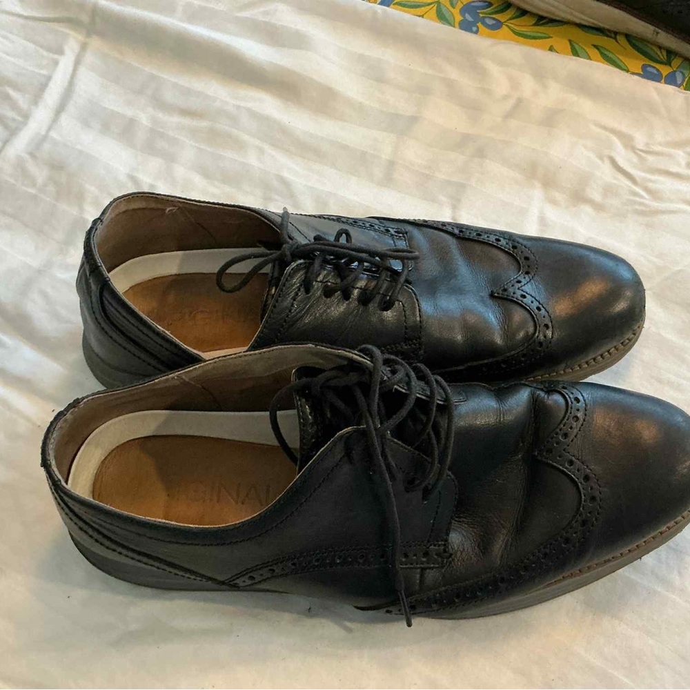 Cole Haan Black Leather Oxfords